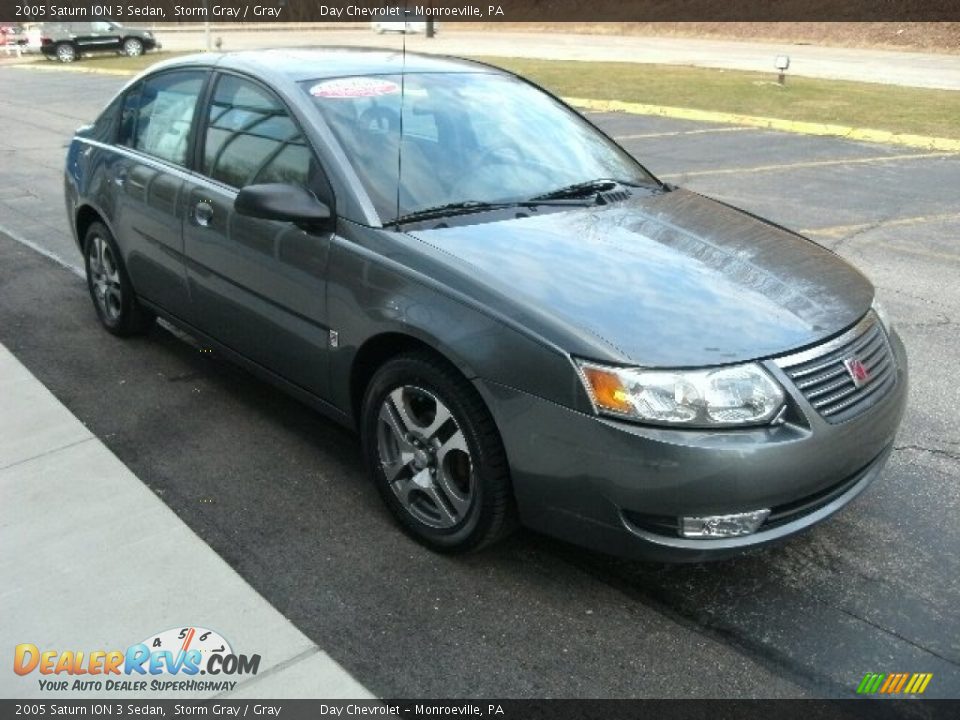 2005 Saturn ION 3 Sedan Storm Gray / Gray Photo #3