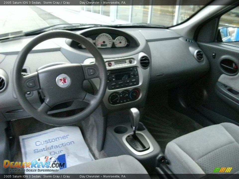 Gray Interior - 2005 Saturn ION 3 Sedan Photo #8