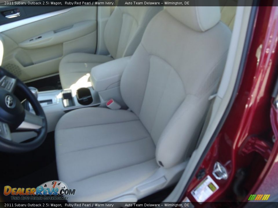 2011 Subaru Outback 2.5i Wagon Ruby Red Pearl / Warm Ivory Photo #12