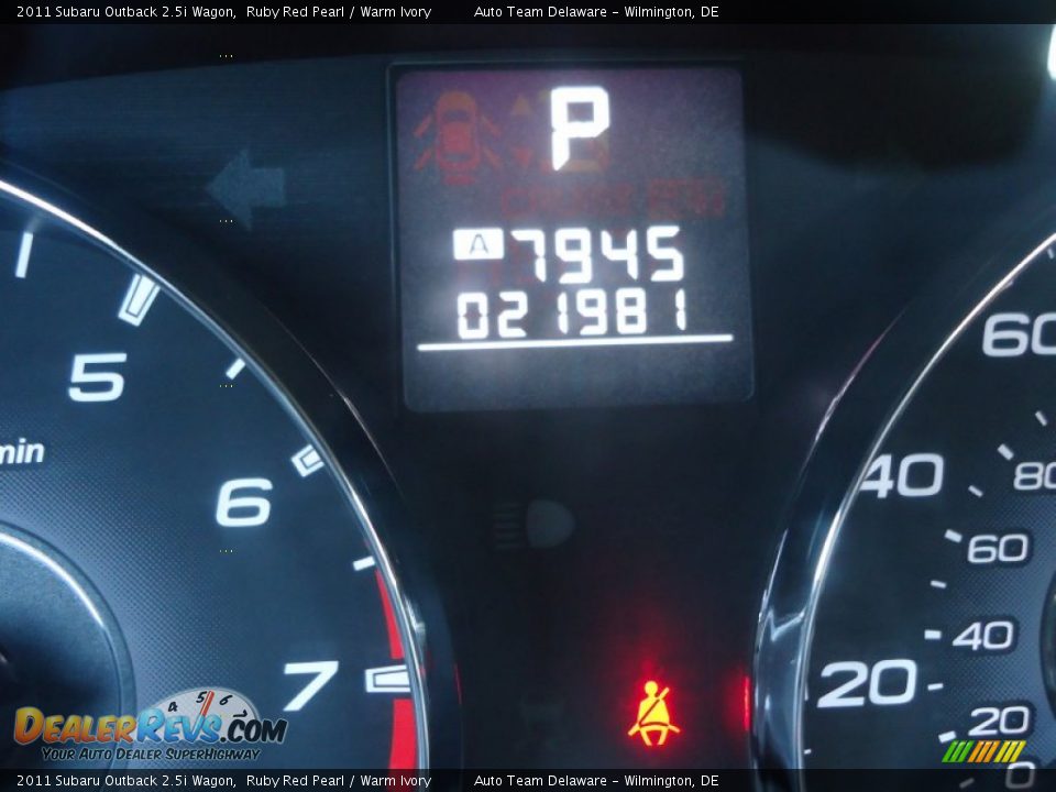 2011 Subaru Outback 2.5i Wagon Ruby Red Pearl / Warm Ivory Photo #13