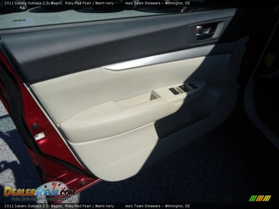 2011 Subaru Outback 2.5i Wagon Ruby Red Pearl / Warm Ivory Photo #18