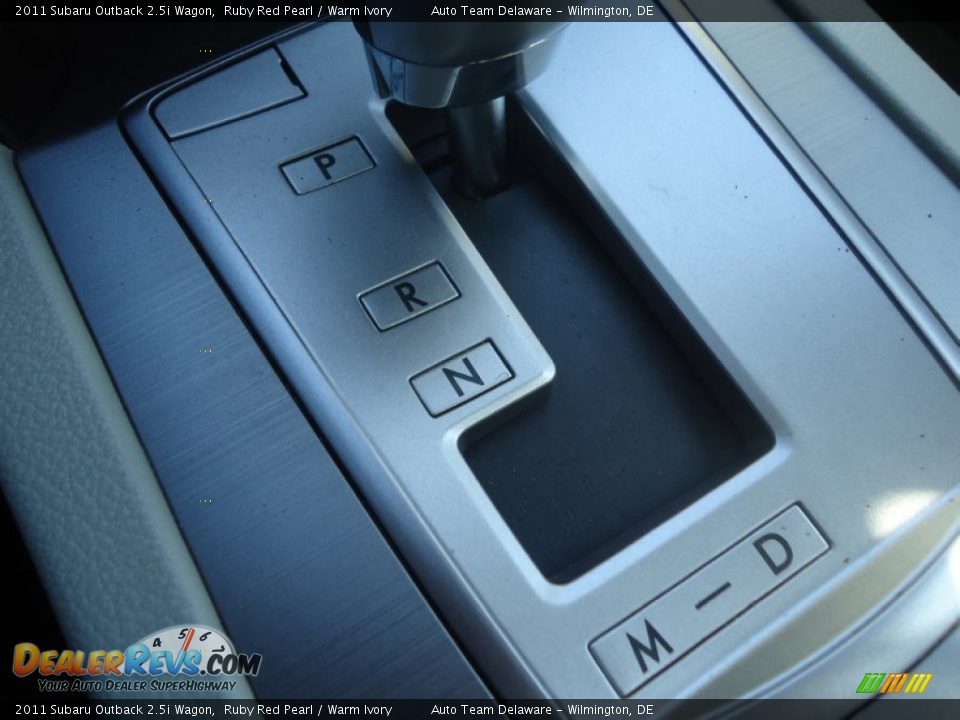 2011 Subaru Outback 2.5i Wagon Ruby Red Pearl / Warm Ivory Photo #29