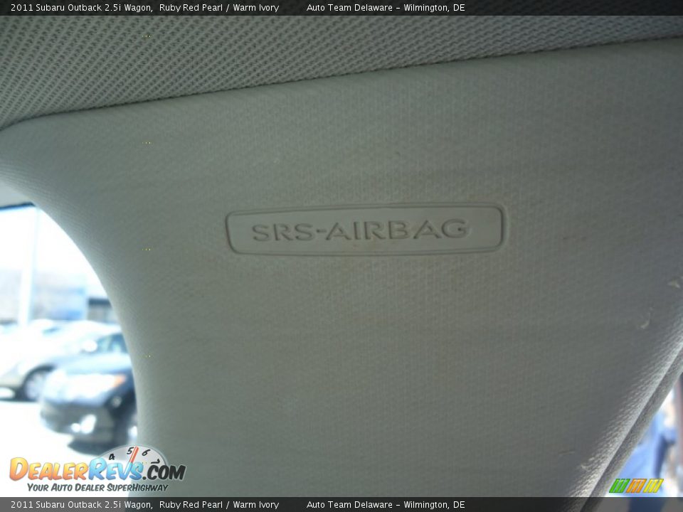 2011 Subaru Outback 2.5i Wagon Ruby Red Pearl / Warm Ivory Photo #35