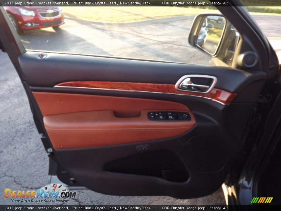 2011 Jeep Grand Cherokee Overland Brilliant Black Crystal Pearl / New Saddle/Black Photo #12