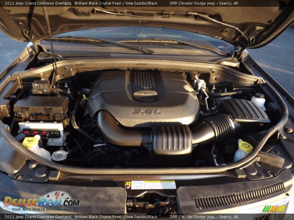 2011 Jeep Grand Cherokee Overland Brilliant Black Crystal Pearl / New Saddle/Black Photo #15