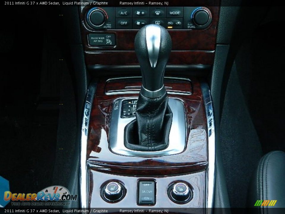 2011 Infiniti G 37 x AWD Sedan Liquid Platinum / Graphite Photo #20