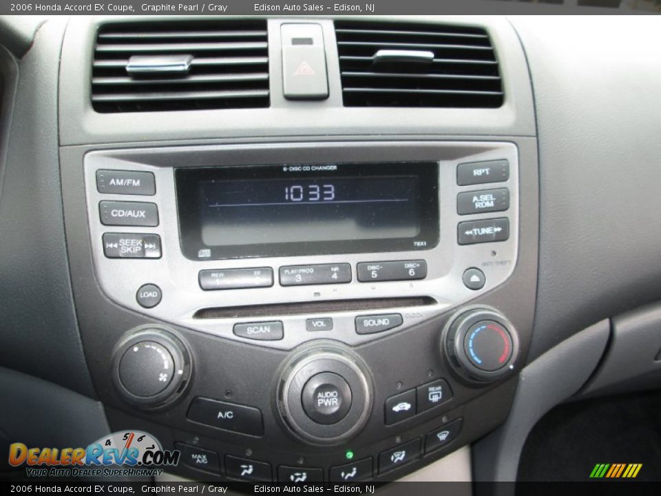 Controls of 2006 Honda Accord EX Coupe Photo #19