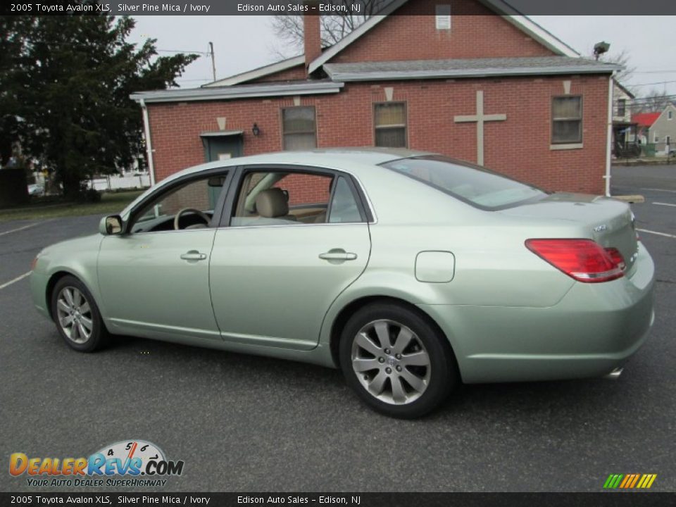 2005 Toyota Avalon XLS Silver Pine Mica / Ivory Photo #4