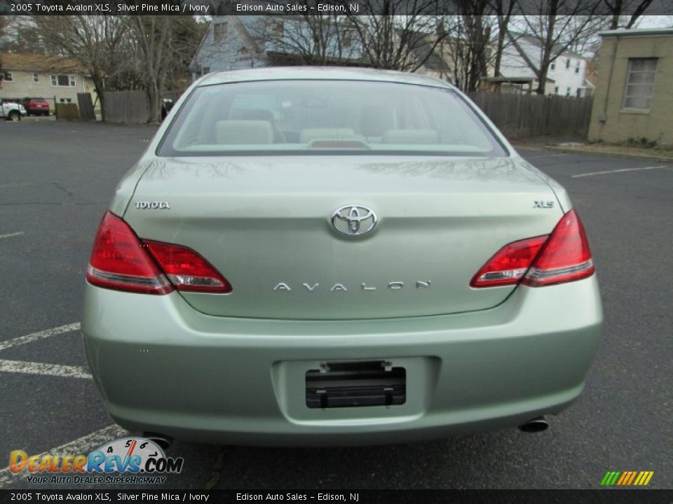 2005 Toyota Avalon XLS Silver Pine Mica / Ivory Photo #6