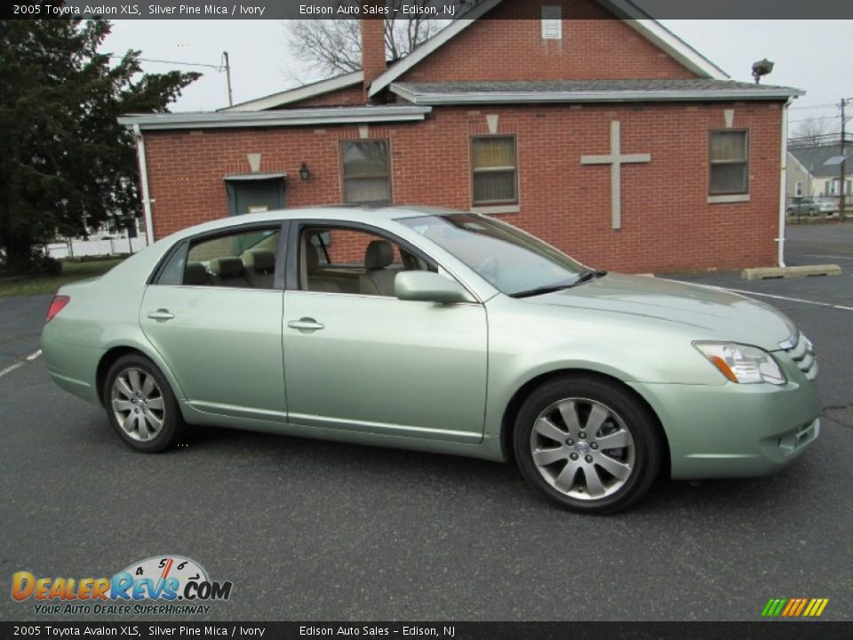2005 Toyota Avalon XLS Silver Pine Mica / Ivory Photo #10