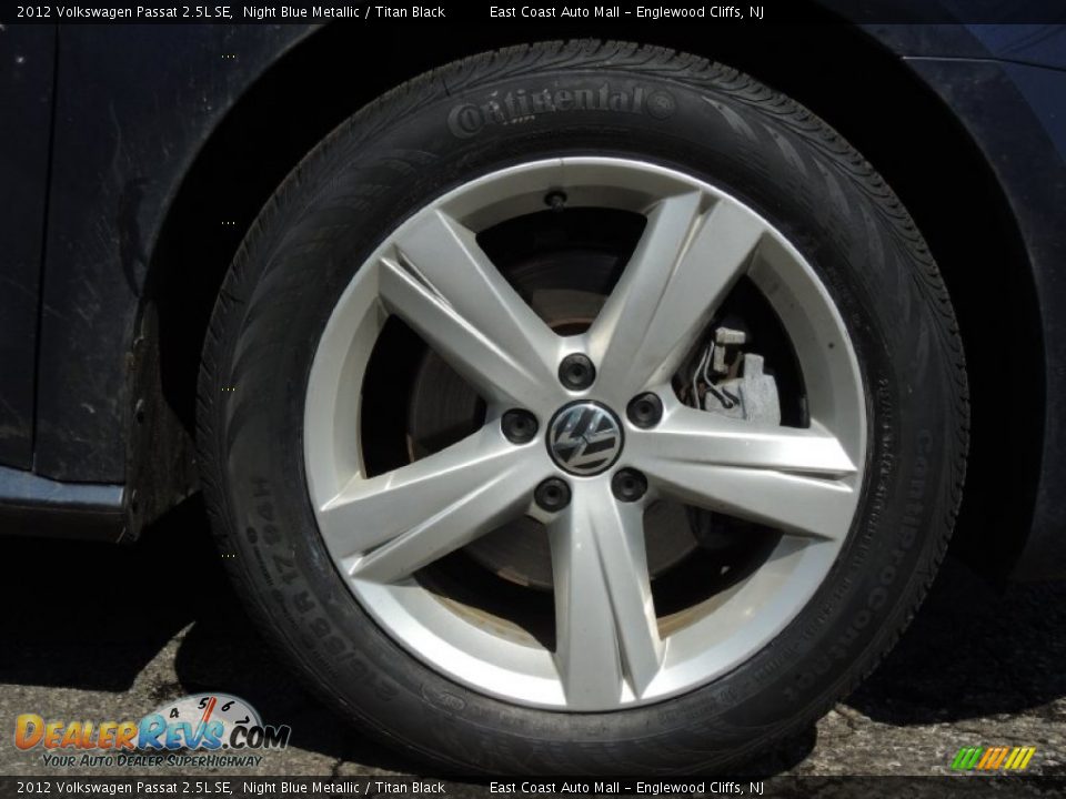 2012 Volkswagen Passat 2.5L SE Night Blue Metallic / Titan Black Photo #8