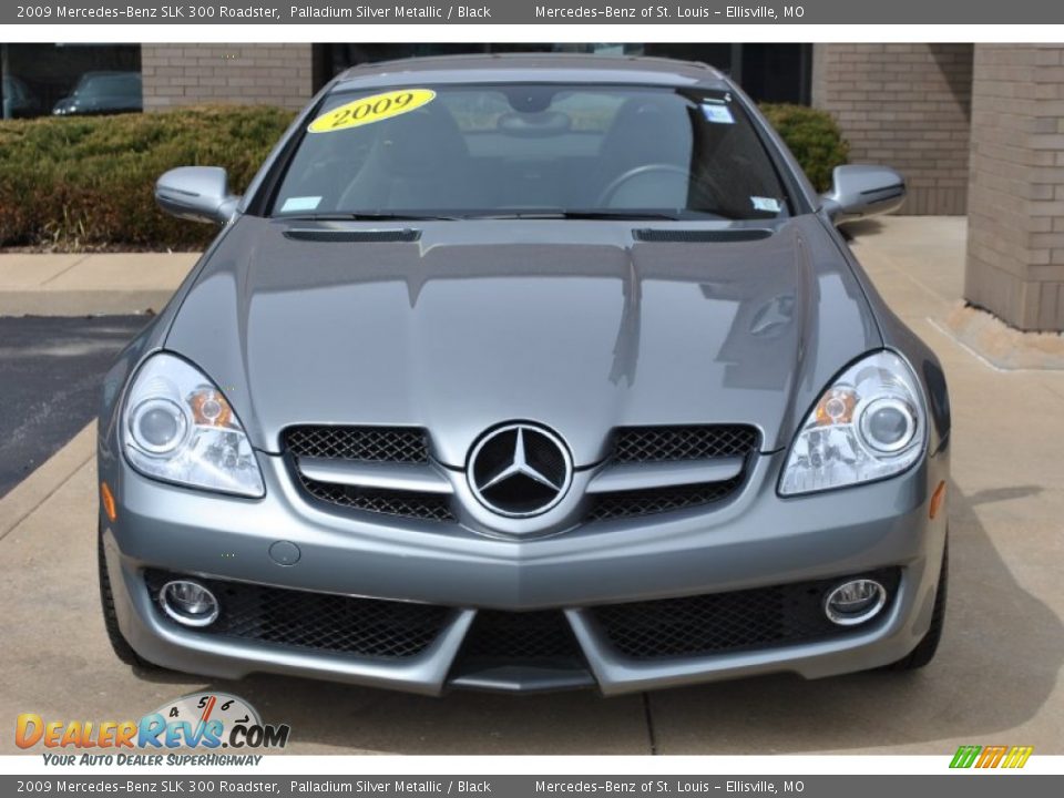 2009 Mercedes-Benz SLK 300 Roadster Palladium Silver Metallic / Black Photo #4