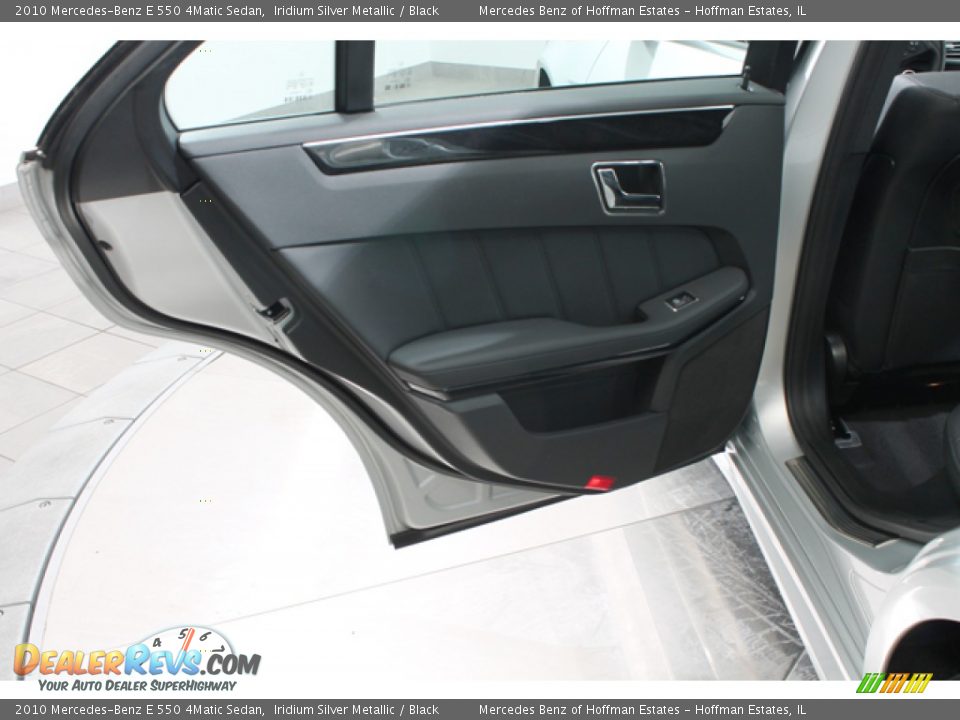 2010 Mercedes-Benz E 550 4Matic Sedan Iridium Silver Metallic / Black Photo #15