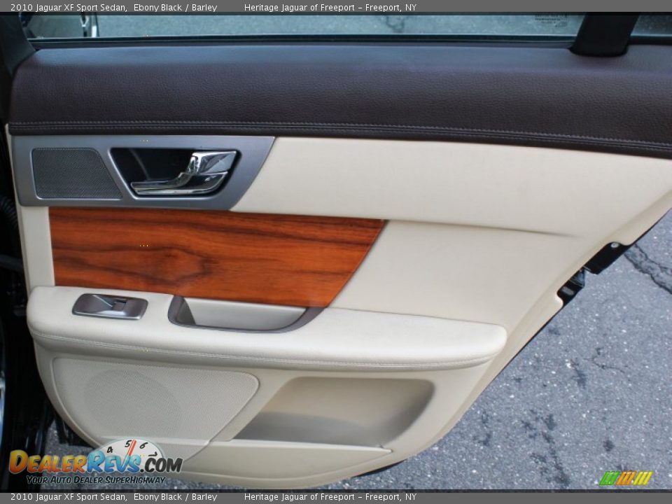 2010 Jaguar XF Sport Sedan Ebony Black / Barley Photo #13