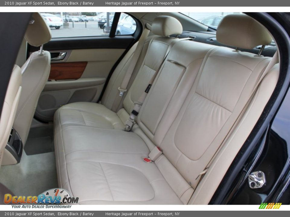 2010 Jaguar XF Sport Sedan Ebony Black / Barley Photo #17