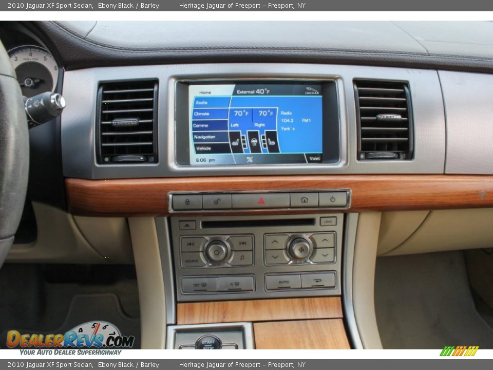 2010 Jaguar XF Sport Sedan Ebony Black / Barley Photo #22
