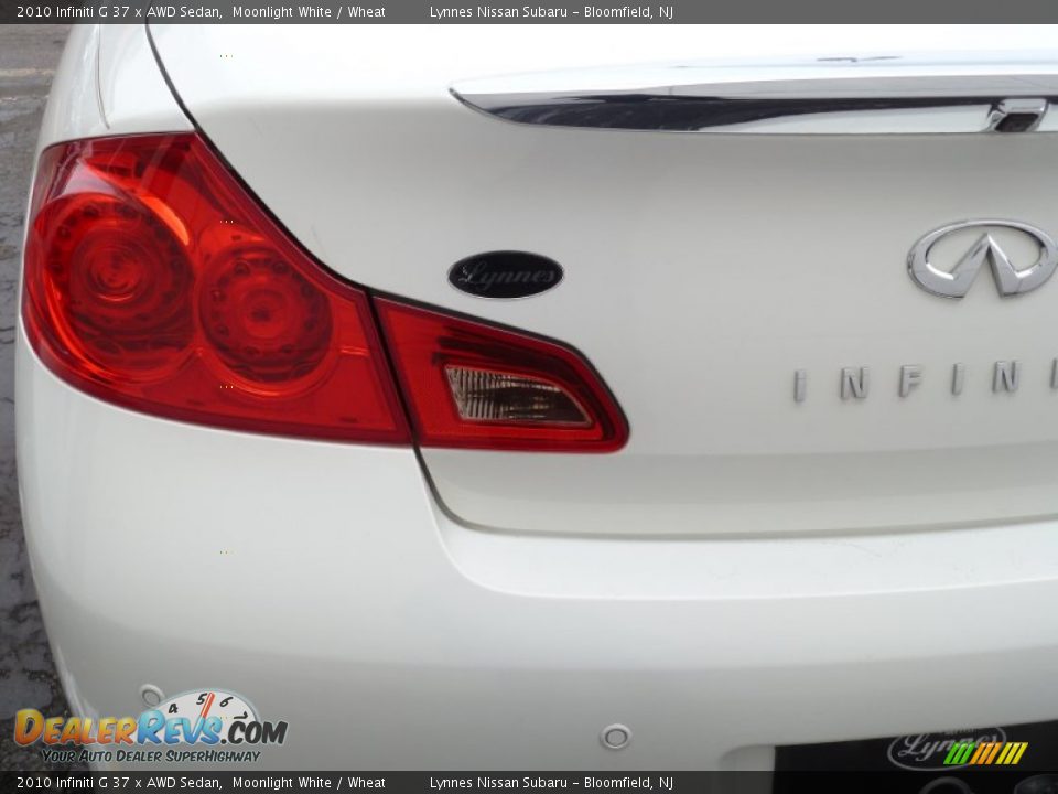 2010 Infiniti G 37 x AWD Sedan Moonlight White / Wheat Photo #9