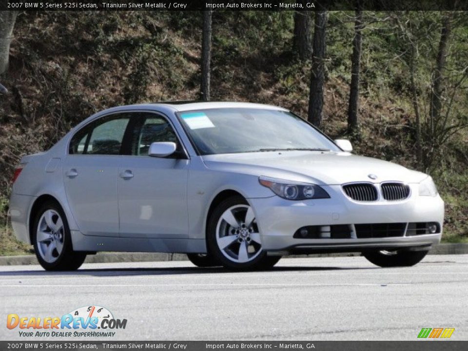 2007 BMW 5 Series 525i Sedan Titanium Silver Metallic / Grey Photo #5
