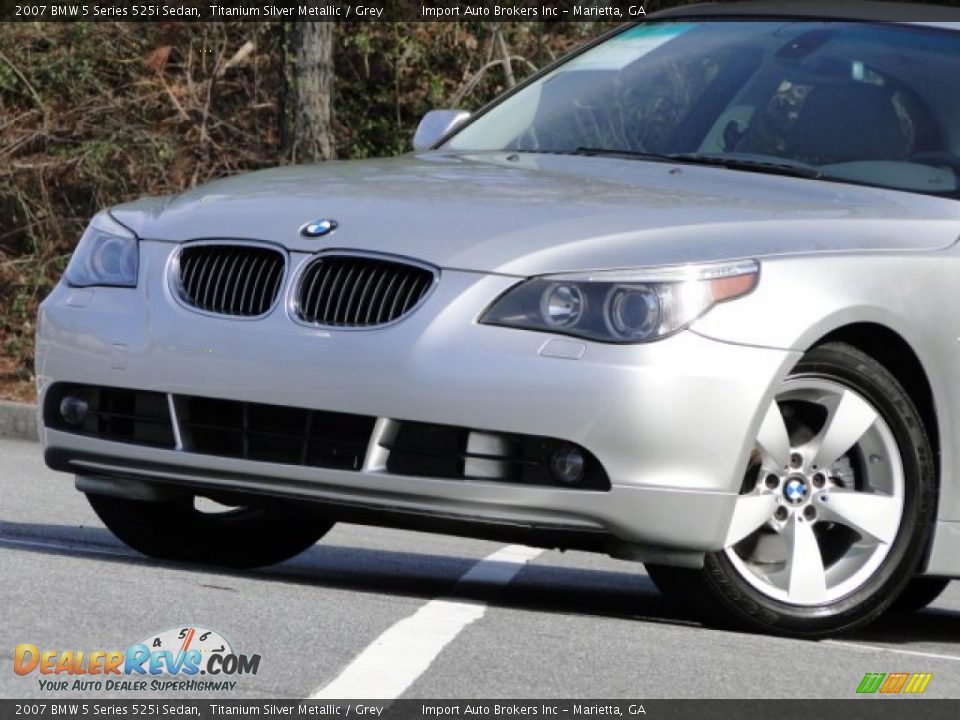 2007 BMW 5 Series 525i Sedan Titanium Silver Metallic / Grey Photo #9