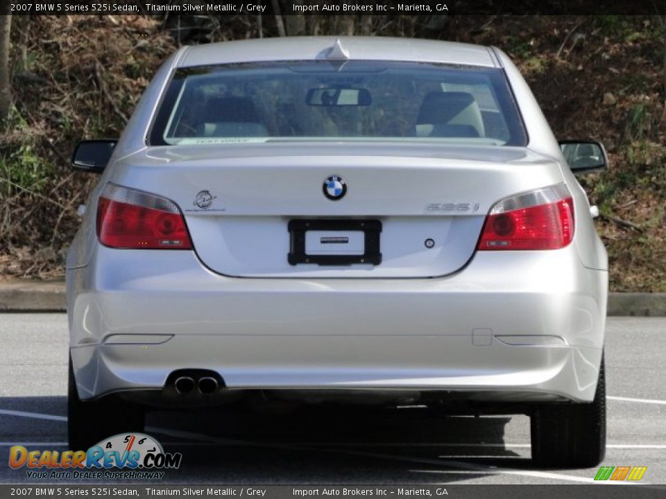 2007 BMW 5 Series 525i Sedan Titanium Silver Metallic / Grey Photo #12