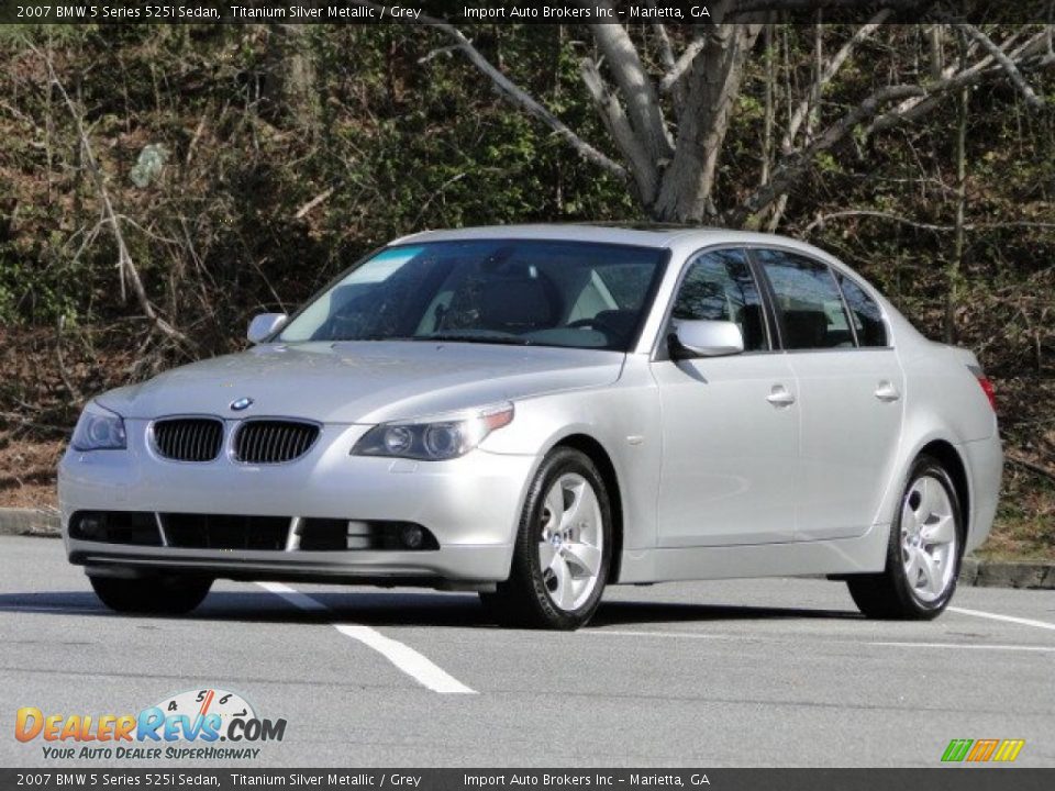 2007 BMW 5 Series 525i Sedan Titanium Silver Metallic / Grey Photo #13