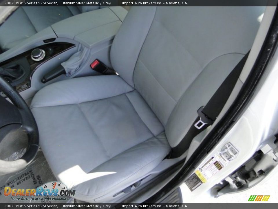 2007 BMW 5 Series 525i Sedan Titanium Silver Metallic / Grey Photo #22