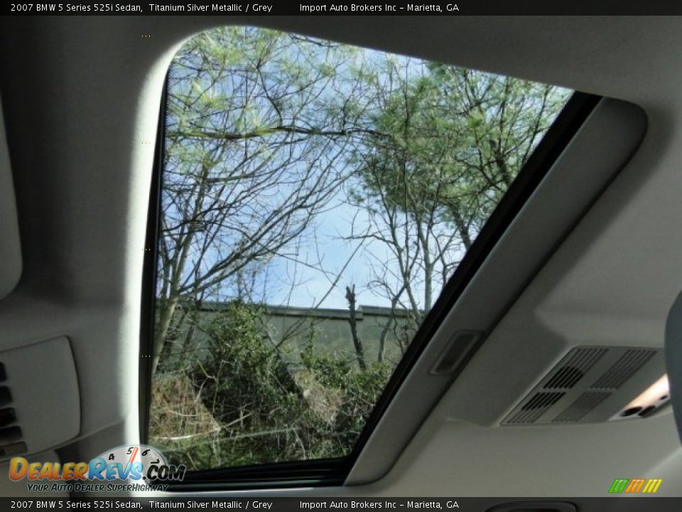 Sunroof of 2007 BMW 5 Series 525i Sedan Photo #27