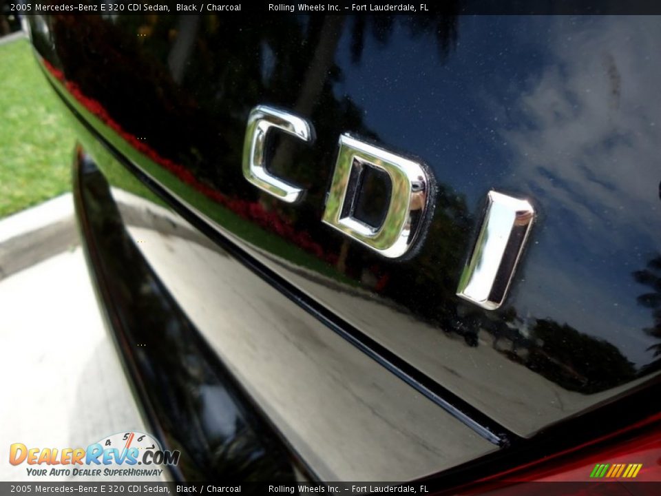 2005 Mercedes-Benz E 320 CDI Sedan Black / Charcoal Photo #6