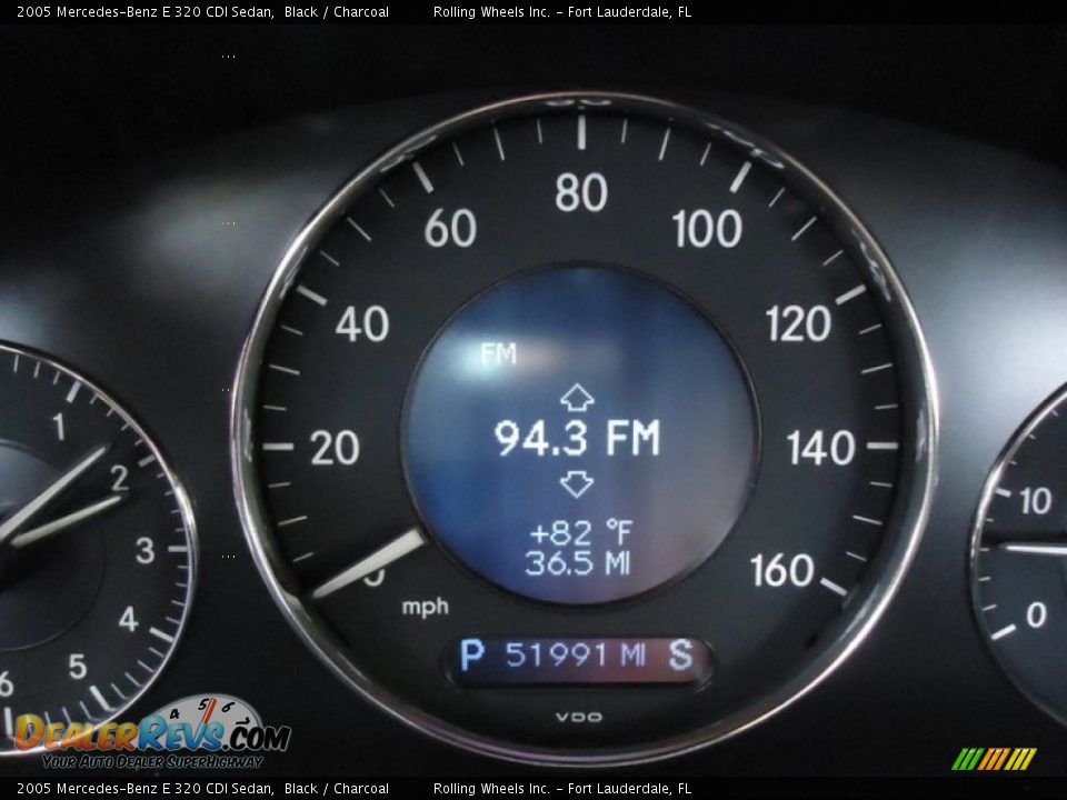 2005 Mercedes-Benz E 320 CDI Sedan Black / Charcoal Photo #12