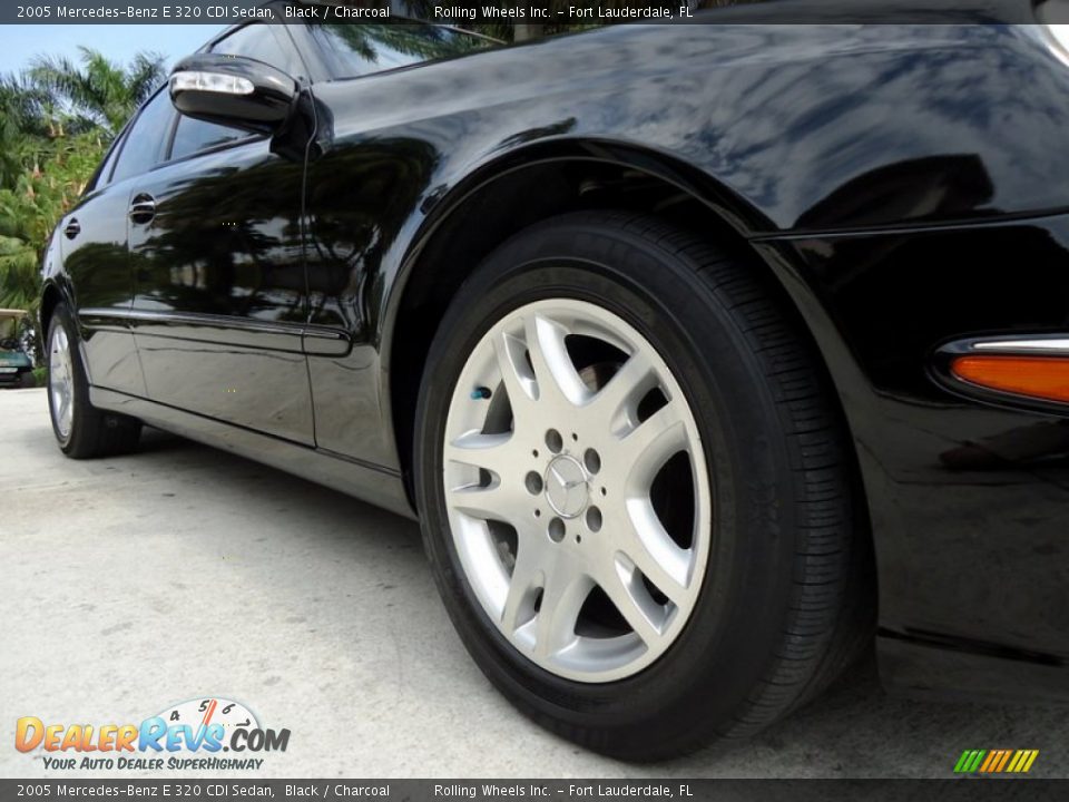 2005 Mercedes-Benz E 320 CDI Sedan Black / Charcoal Photo #13
