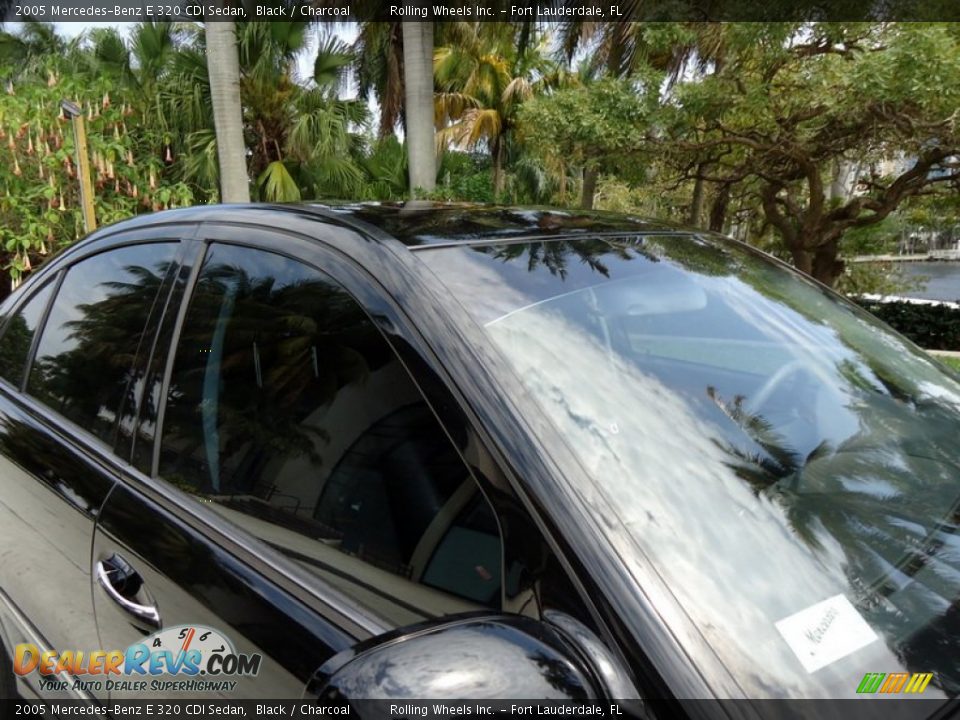 2005 Mercedes-Benz E 320 CDI Sedan Black / Charcoal Photo #23