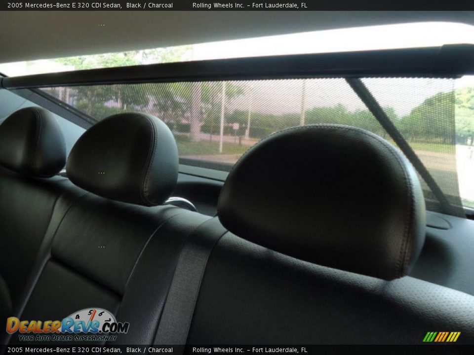 2005 Mercedes-Benz E 320 CDI Sedan Black / Charcoal Photo #31