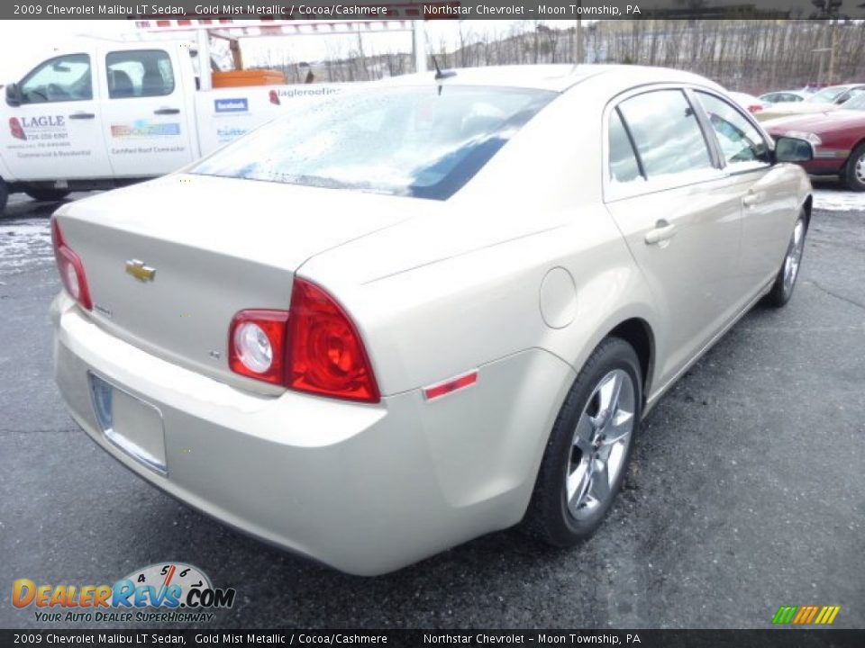 2009 Chevrolet Malibu LT Sedan Gold Mist Metallic / Cocoa/Cashmere Photo #3