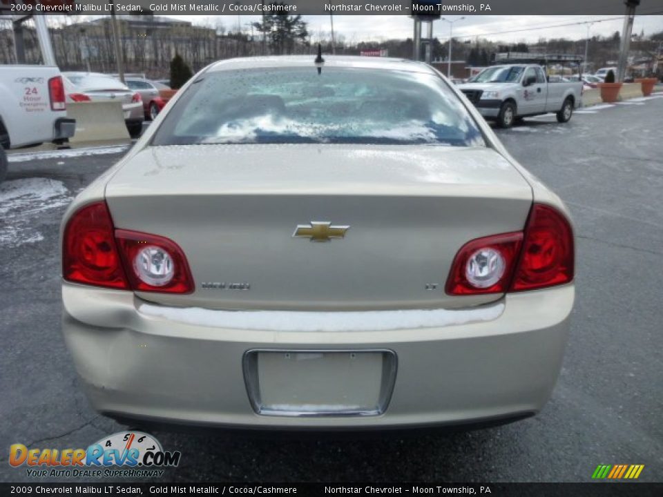 2009 Chevrolet Malibu LT Sedan Gold Mist Metallic / Cocoa/Cashmere Photo #4