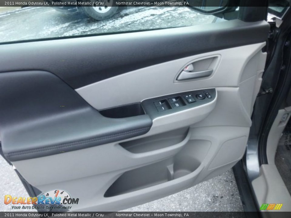 2011 Honda Odyssey LX Polished Metal Metallic / Gray Photo #14
