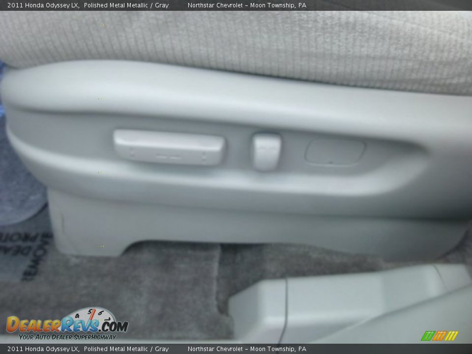 2011 Honda Odyssey LX Polished Metal Metallic / Gray Photo #15