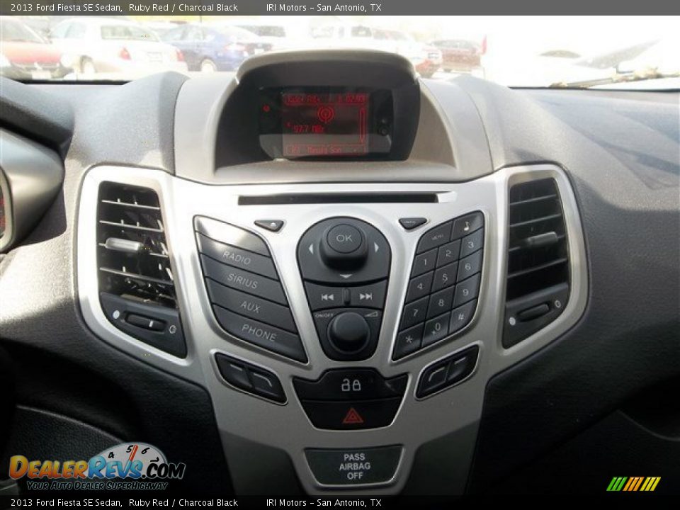 2013 Ford Fiesta SE Sedan Ruby Red / Charcoal Black Photo #21