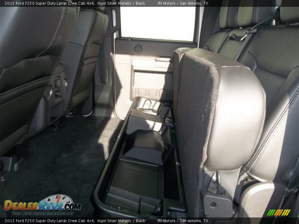 2013 Ford F250 Super Duty Lariat Crew Cab 4x4 Ingot Silver Metallic / Black Photo #17