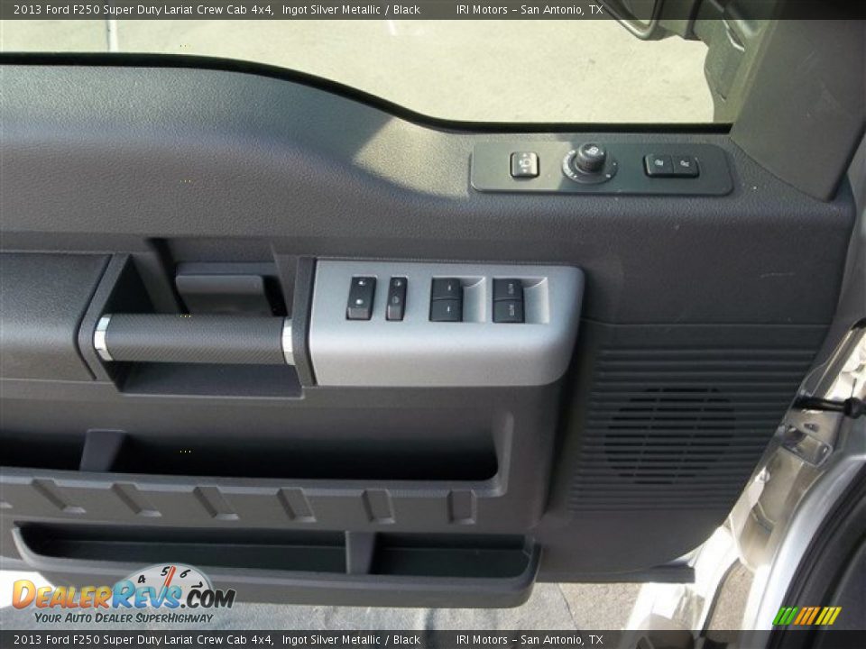 2013 Ford F250 Super Duty Lariat Crew Cab 4x4 Ingot Silver Metallic / Black Photo #24