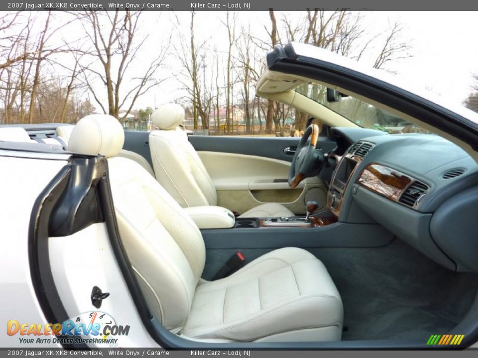 2007 Jaguar XK XK8 Convertible White Onyx / Caramel Photo #35