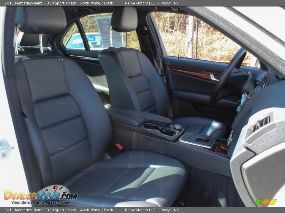 2011 Mercedes-Benz C 300 Sport 4Matic Arctic White / Black Photo #10