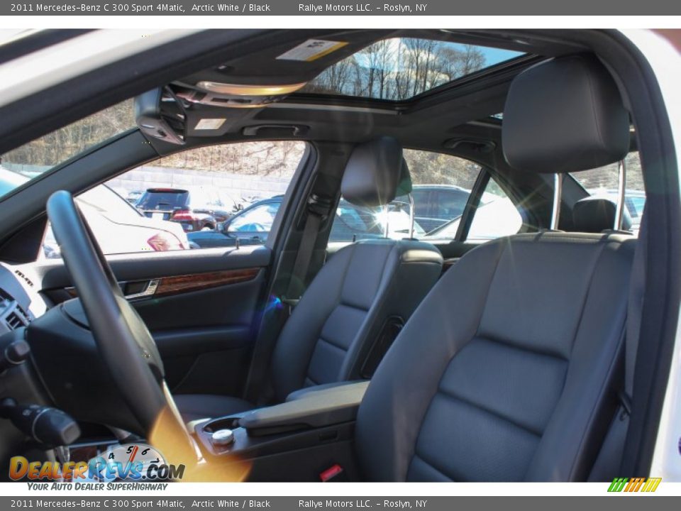 2011 Mercedes-Benz C 300 Sport 4Matic Arctic White / Black Photo #12