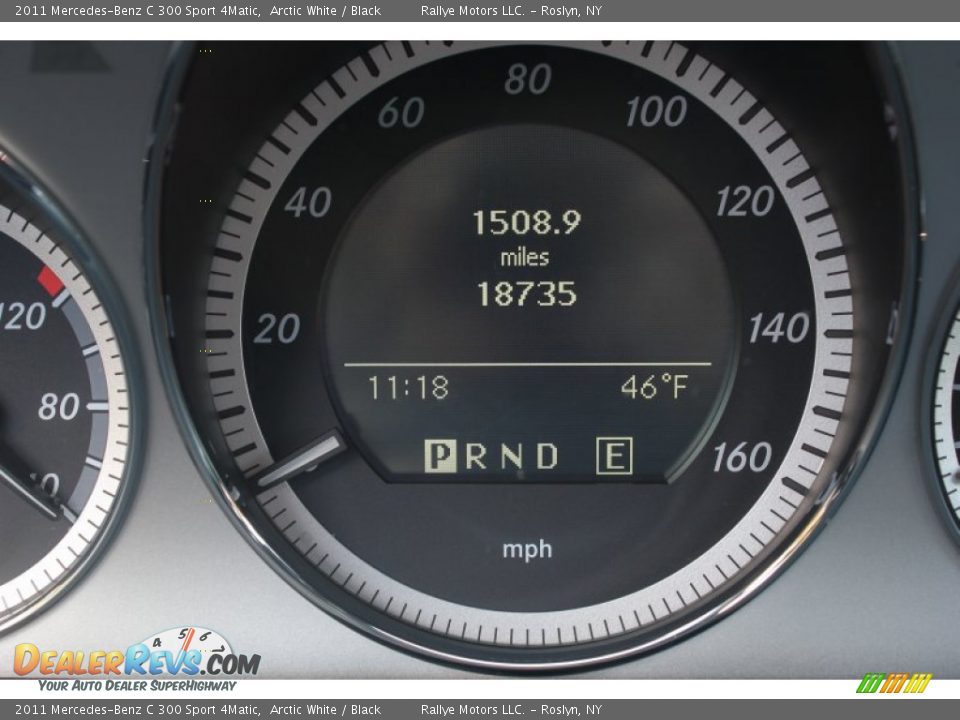 2011 Mercedes-Benz C 300 Sport 4Matic Arctic White / Black Photo #16