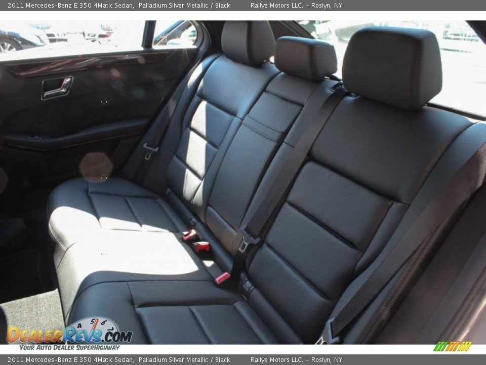 2011 Mercedes-Benz E 350 4Matic Sedan Palladium Silver Metallic / Black Photo #19