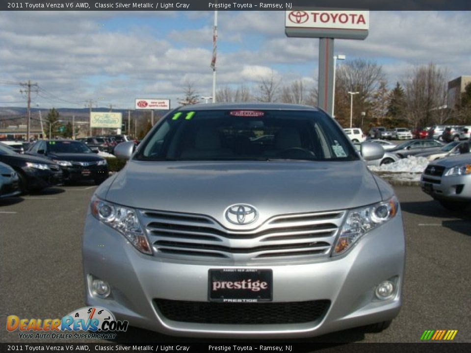2011 Toyota Venza V6 AWD Classic Silver Metallic / Light Gray Photo #2
