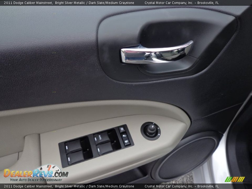 2011 Dodge Caliber Mainstreet Bright Silver Metallic / Dark Slate/Medium Graystone Photo #18