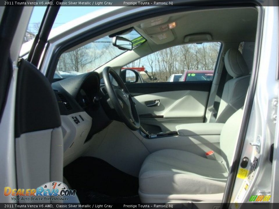 2011 Toyota Venza V6 AWD Classic Silver Metallic / Light Gray Photo #7