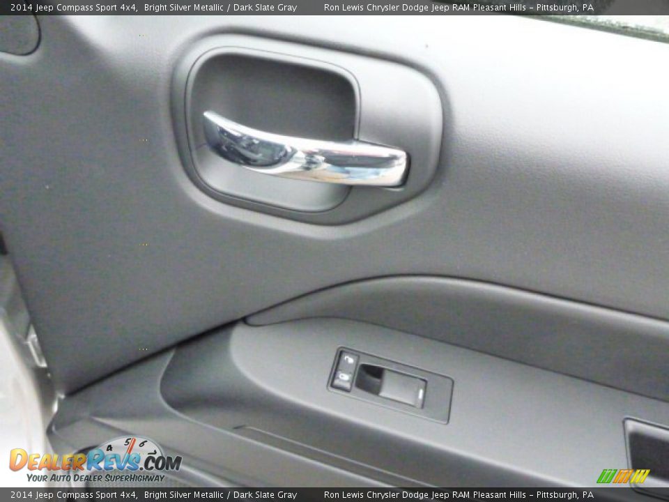 2014 Jeep Compass Sport 4x4 Bright Silver Metallic / Dark Slate Gray Photo #8