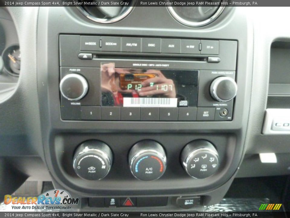 2014 Jeep Compass Sport 4x4 Bright Silver Metallic / Dark Slate Gray Photo #19