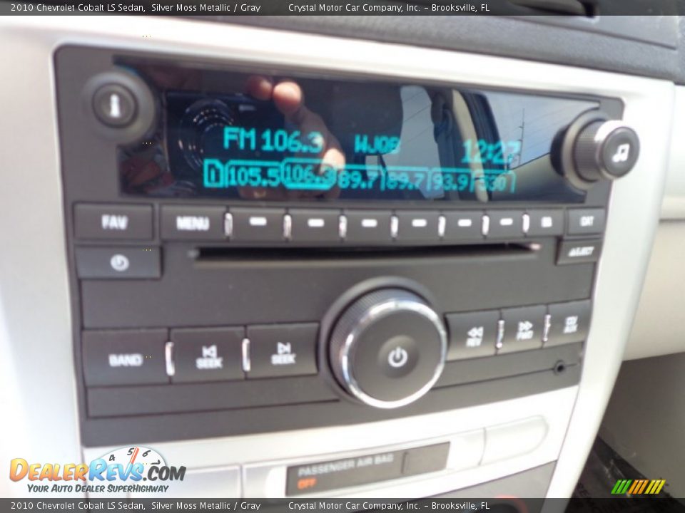 2010 Chevrolet Cobalt LS Sedan Silver Moss Metallic / Gray Photo #19